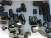 Turmaline blck crystals